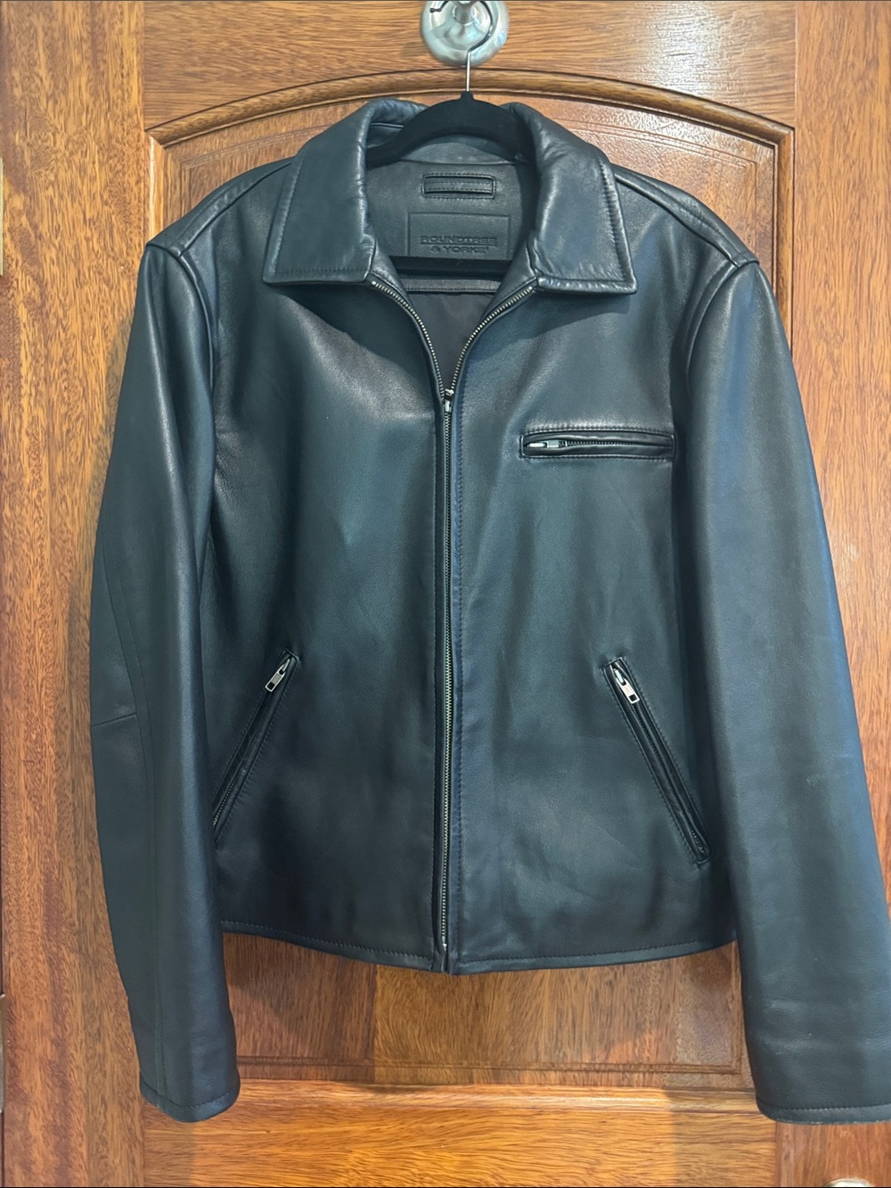 Roundtree & Yorke Black Leather Bomber Jacket